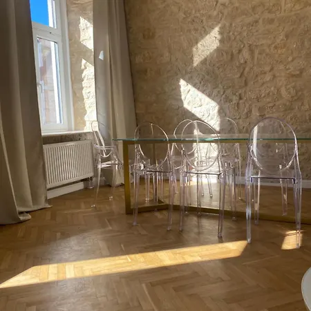 Elegancki 60 M2 W Centrum Miasta, Balkon, Parking Bezplatny * Ченстохова