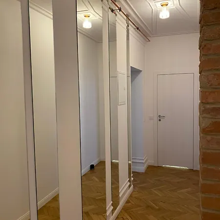 Διαμέρισμα Elegancki 60 M2 W Centrum Miasta, Balkon, Parking Bezplatny Ζεστοκόβα