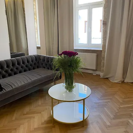 Elegancki 60 M2 W Centrum Miasta, Balkon, Parking Bezplatny Ченстохова