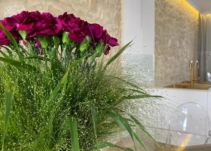 Elegancki 60 M2 W Centrum Miasta, Balkon, Parking Bezplatny *