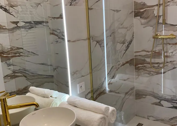 Apartmán Elegancki 60 M2 W Centrum Miasta, Balkon, Parking Bezplatny Čenstochová